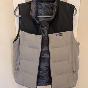 Patagonia reversible Black and Gray Puffer Vest